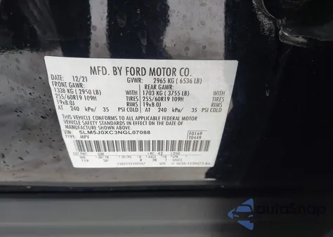 2022 Lincoln Aviator Livery from USA, damaged, VIN 5LM5J0XC3NGL07088